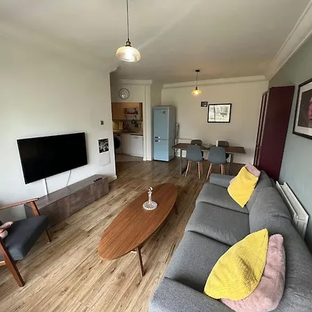 Stylish Flat With River View * Dublin