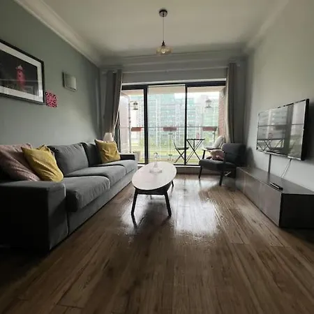 Stylish Flat With River View