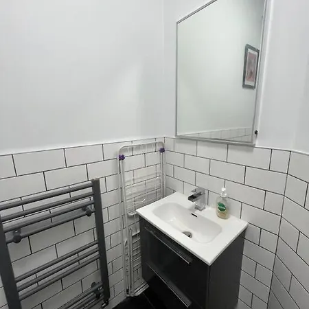 Stylish Flat With River View * Dublin