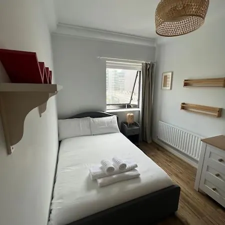 Apartment Stylish Flat With River View